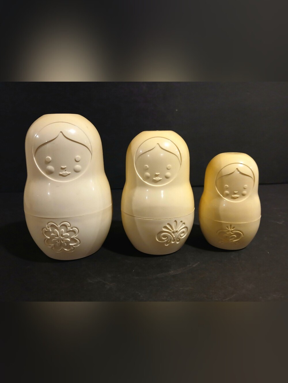 Ivory Plastic Nesting Doll Measuring Cup Set